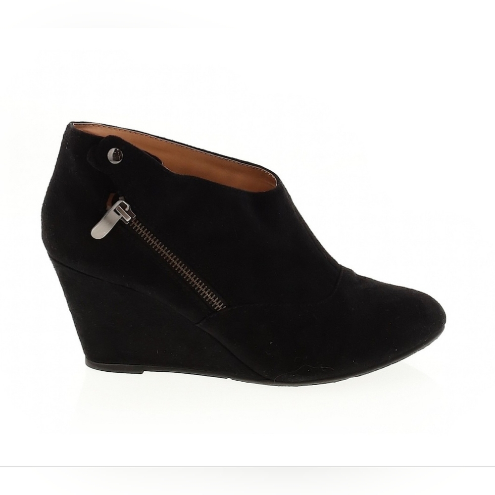Chinese Laudry Wedge Booties